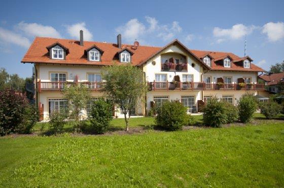 Glasl'S Landhotel Zorneding Extérieur photo
