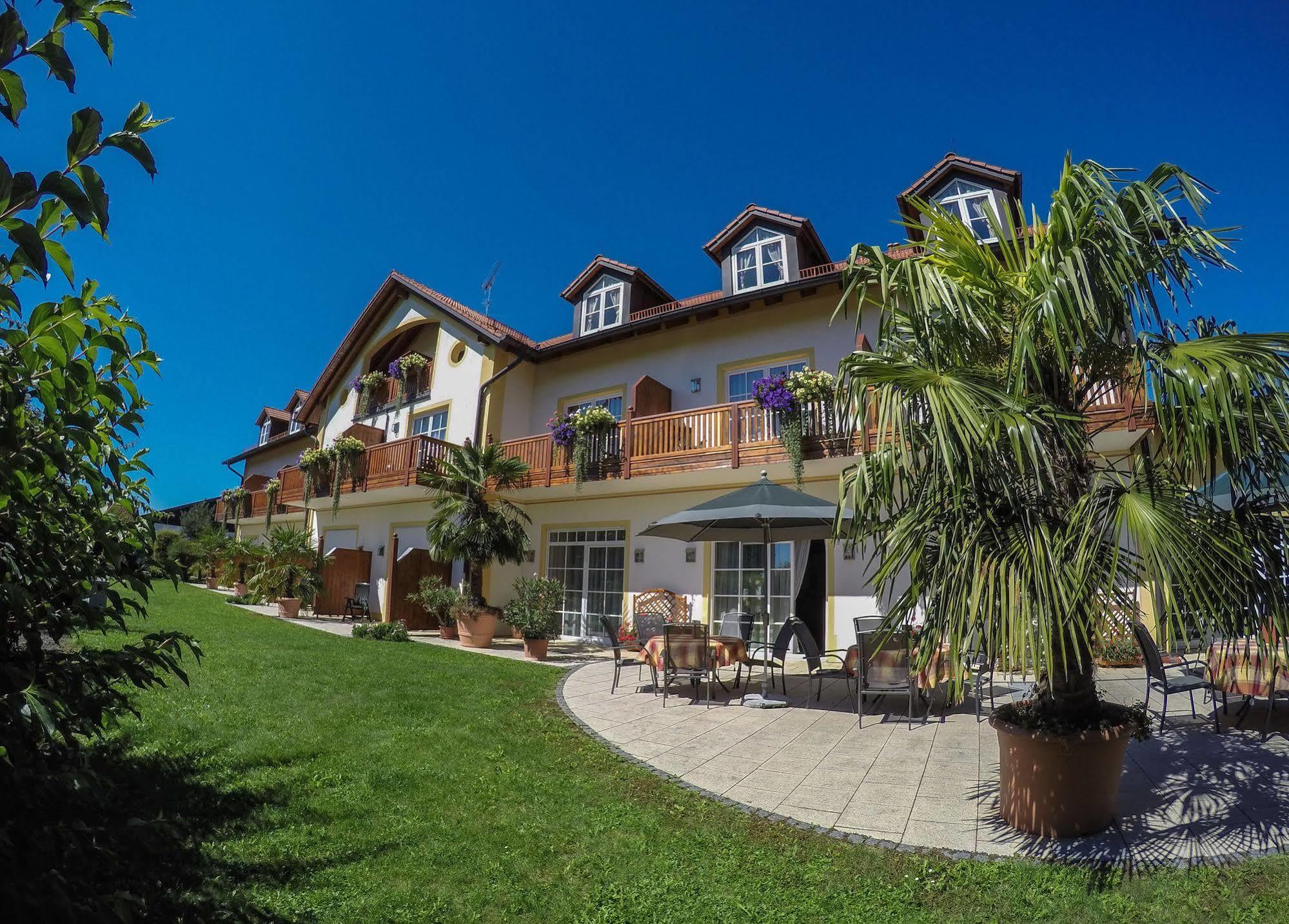 Glasl'S Landhotel Zorneding Extérieur photo